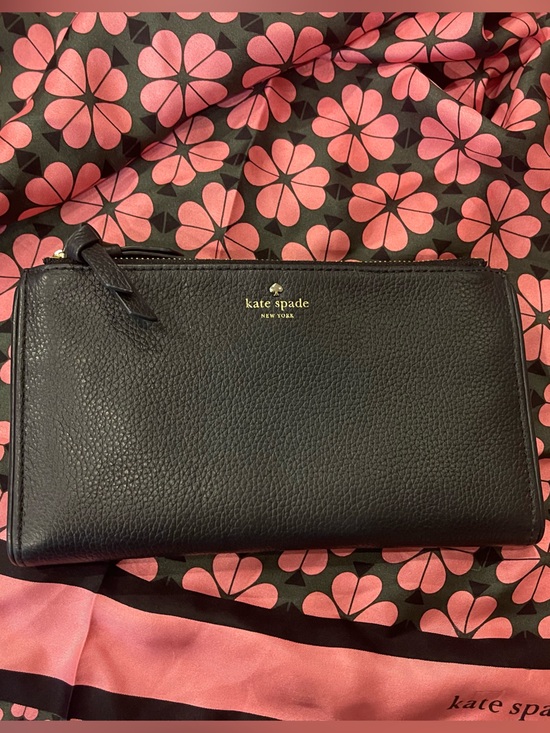 kate spade Handbags - Kate Spade Mulberry Street Leather Wallet